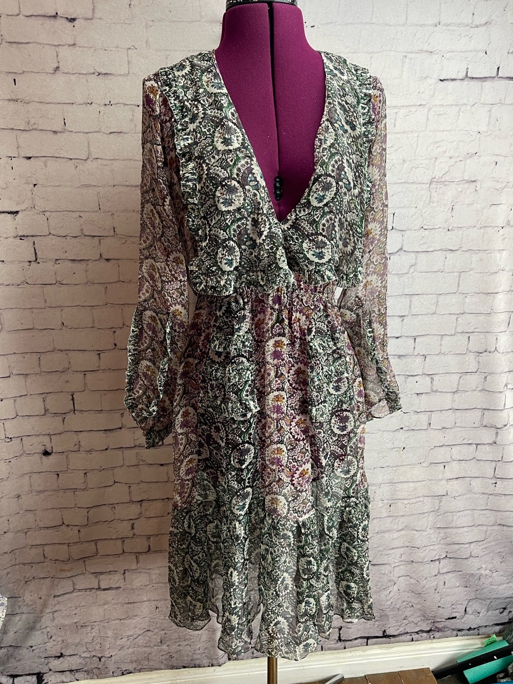 Love Binetti size 2 sheer silk dress long sleeve midi